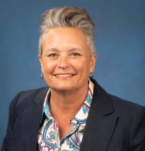 jennifer biles headshot